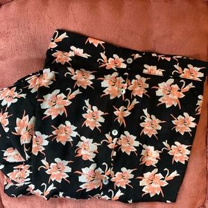 Beautiful Long Hawaiian Print Button Up Skirt